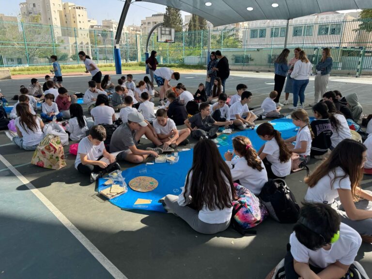 פעילות שכבתית במסגרת פרויקט להיות ייעודי