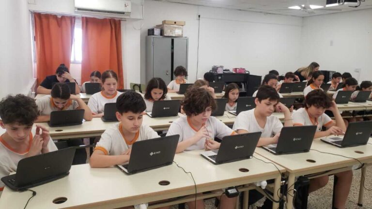 פעילות בבית הספר במסגרת פרויקט סנטרו